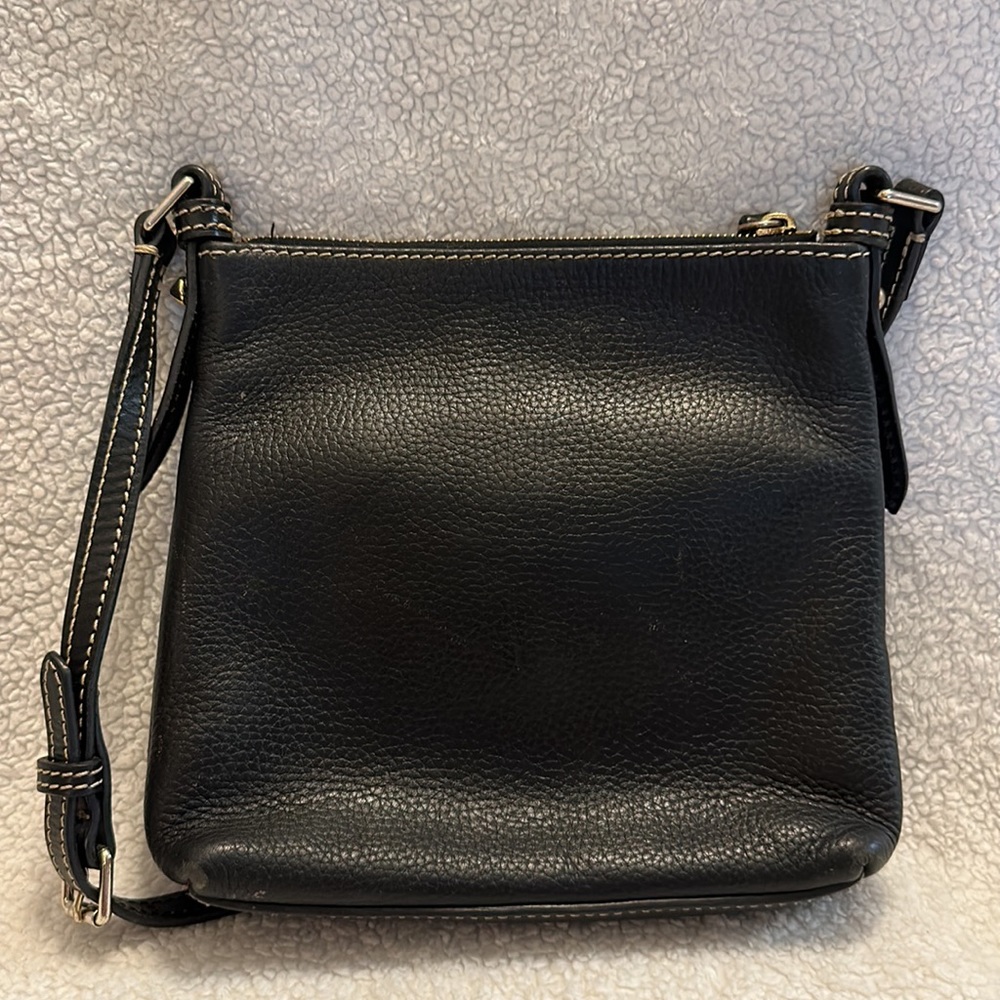 Black on Black Pebble leather Dooney & Bourke Shoulder Bag - Picture 4 of 16